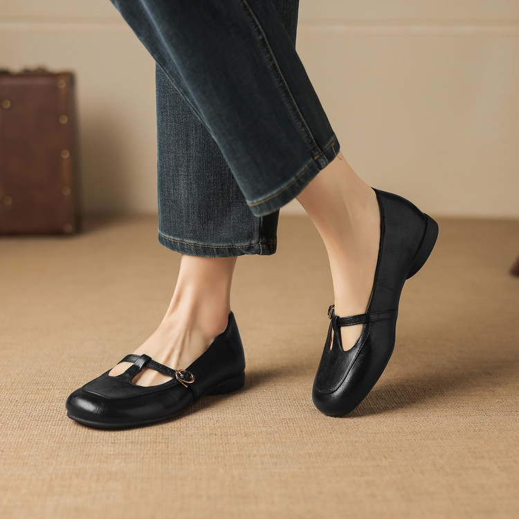 Women's Fashion Flat Shoes Low Heel Round Toe T-Strap Solid Casual - Image 3